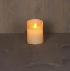 Anna's Collection LED kaars flame effect rustiek 7.5x10cm ivoor 1 stuks