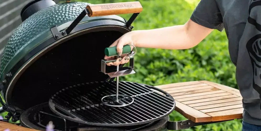 Big green egg Cast iron grid lifter