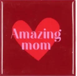 Daan Kromhout Design tegeltje amazing mom 10x10cm rood