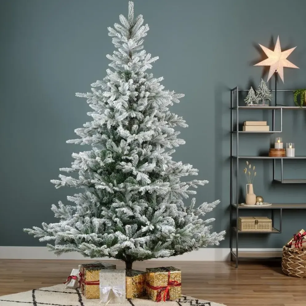 Everlands Grandis fir kunstkerstboom besneeuwd groen 180cm