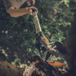 Fiskars Powergear X snoeigiraffe UPX82
