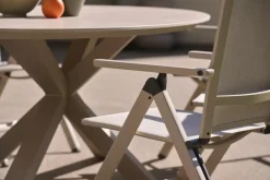 Hartman verstelbare dining tuinstoel aruba sand