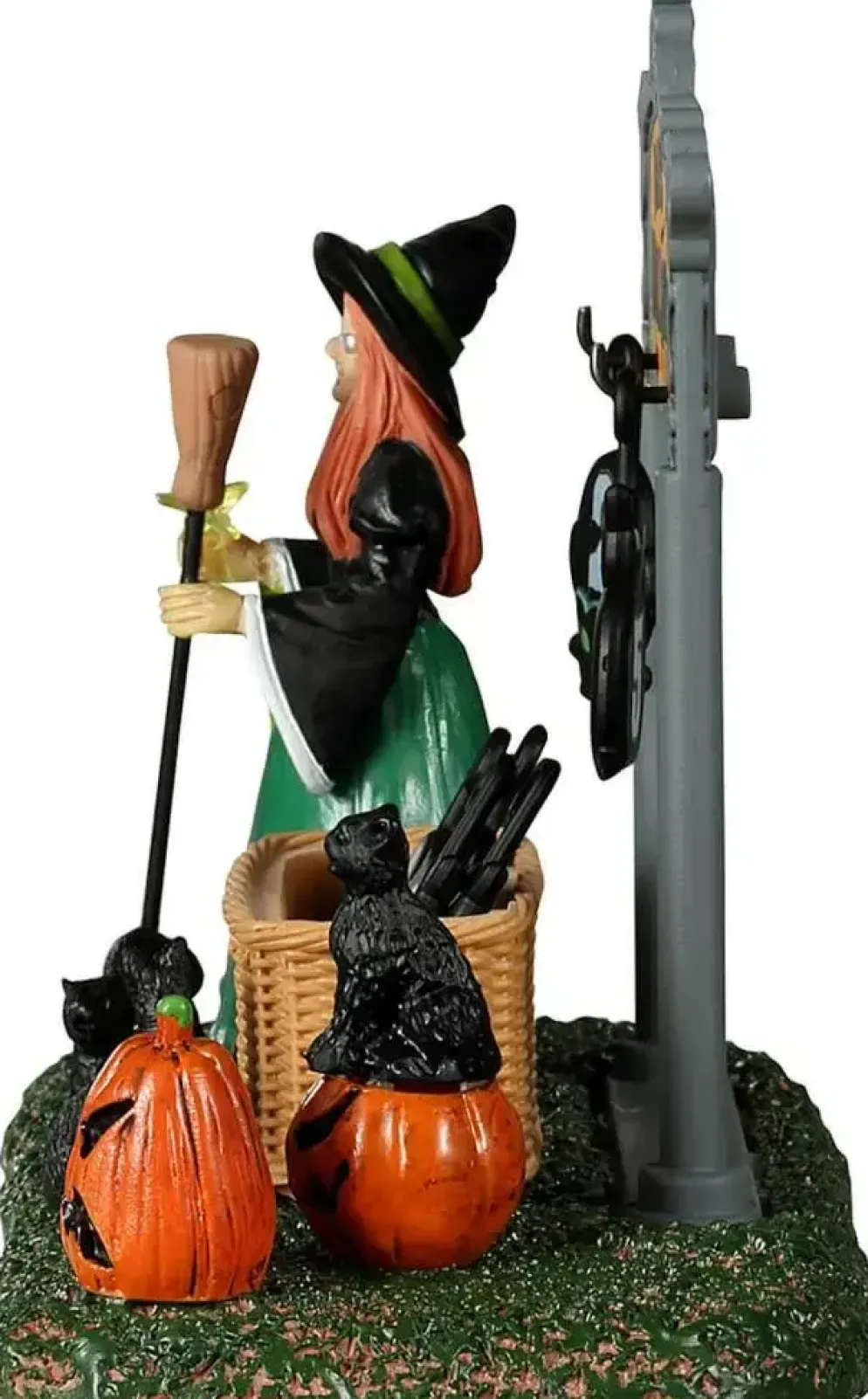 Lemax black cat countdown tafereel Spooky Town 2022