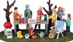 Lemax neighborhood yard sale kerstdorp tafereel Harvest Crossing 2023