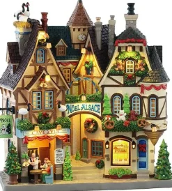 Lemax noel alsace verlichte facade Caddington Village 2025