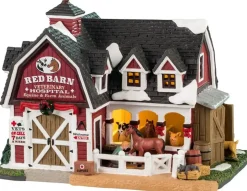 Lemax red barn veterinary hospital verlicht kersthuisje Harvest Crossing 2024