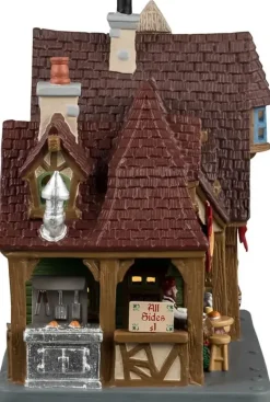 Lemax renaissance fair shops verlicht kersthuisje Caddington Village 2024