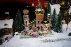 Lemax the christmas chocolatier truffle factory bewegend kersthuisje Santa's Wonderland 2022