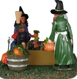 Lemax witches' community garden tafereel Spooky Town 2024