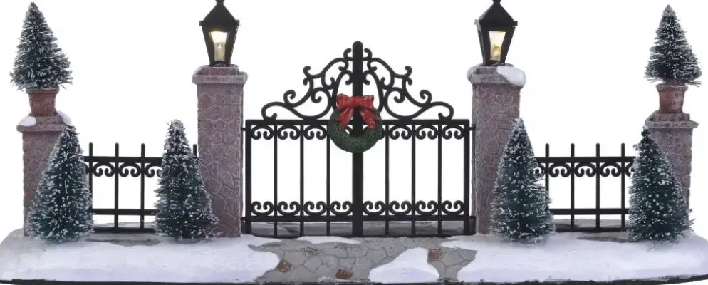 Luville General Gate lighted