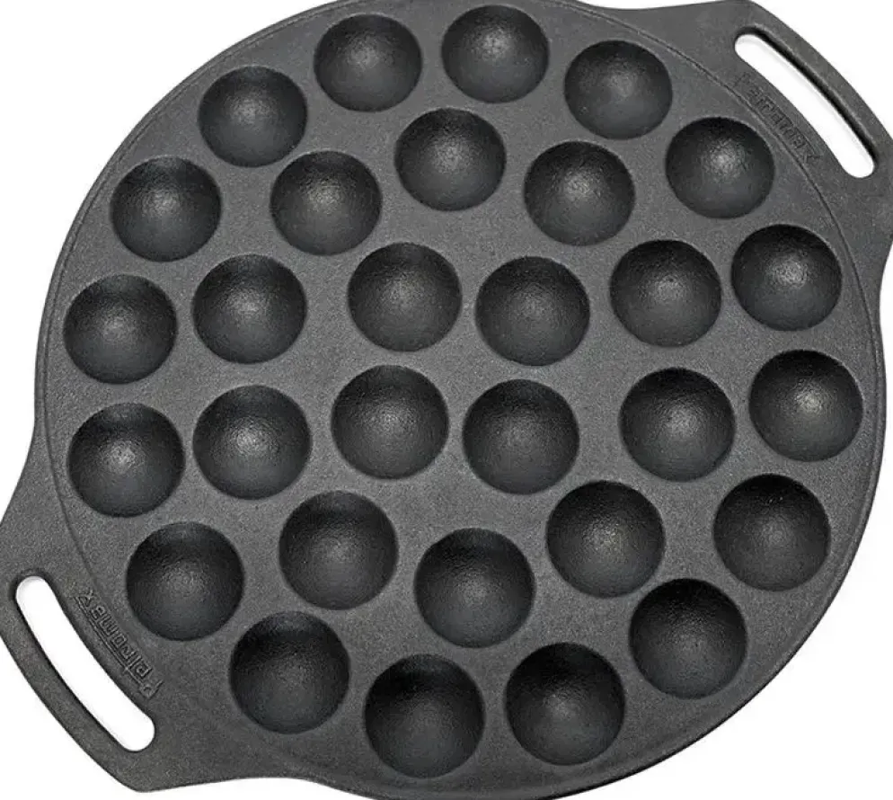 Petromax gietijzeren poffertjes pan