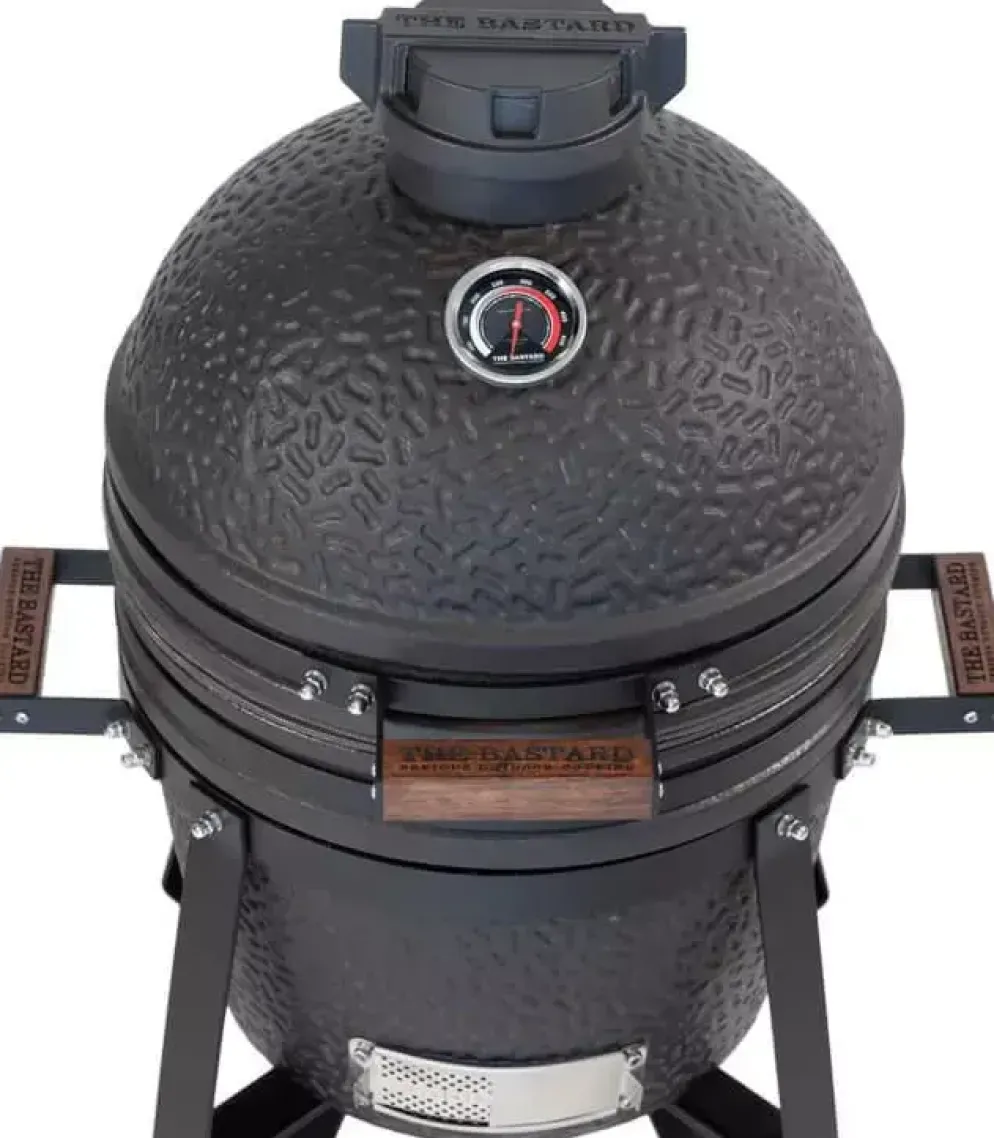 The Bastard keramische barbecue urban compact