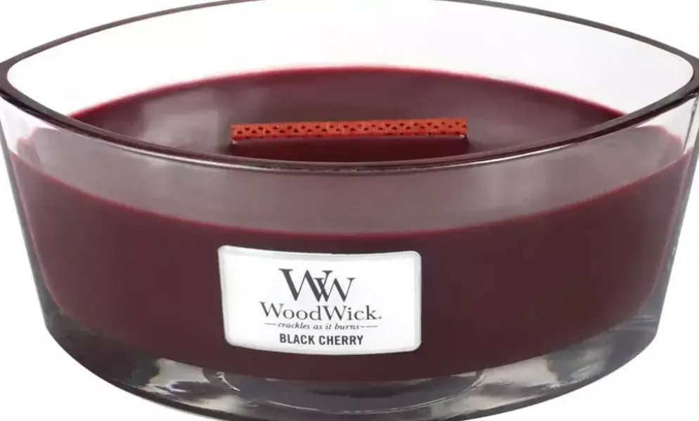 WoodWick ellipse candle black cherry